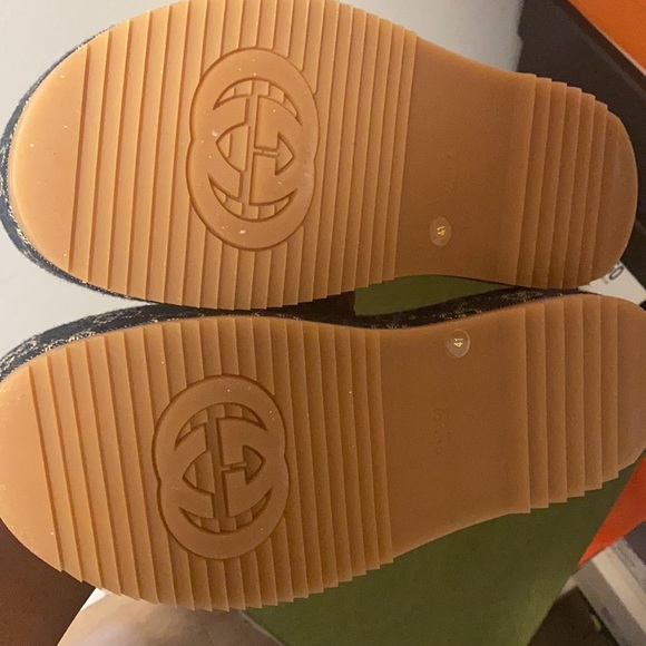 BRAND NEW GUCCI ANGELINA LOGO SLIDES - Picture 3 of 6